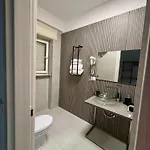 Easyhomeinnaples Guest house