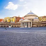 Guest house Easyhomeinnaples 2*