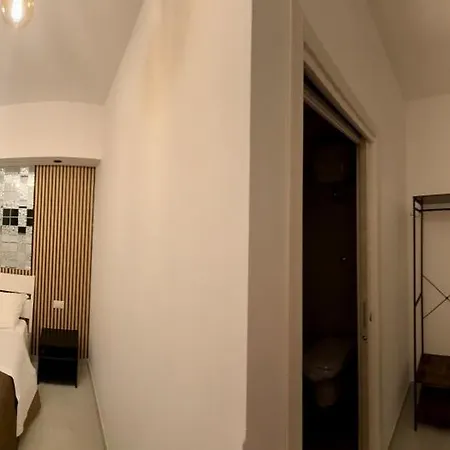 Easyhomeinnaples ゲストハウス 2*