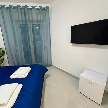 ゲストハウス Easyhomeinnaples ナポリ