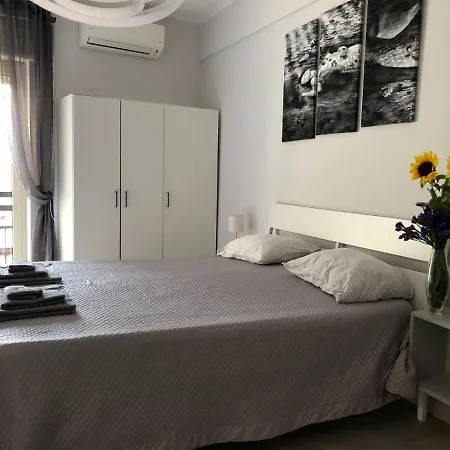 Gasthof Easyhomeinnaples 3*