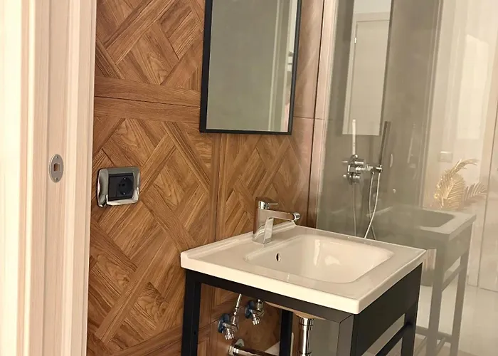 Pensión Easyhomeinnaples 2*